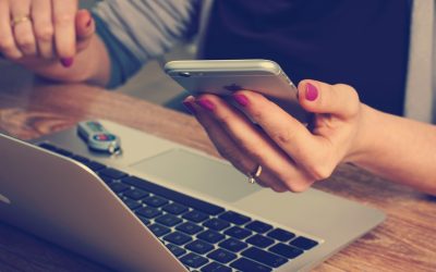 Confirman la procedencia de una sanción de un mes sin sueldo impuesta a una trabajadora que consultó su teléfono móvil durante la jornada de trabajo