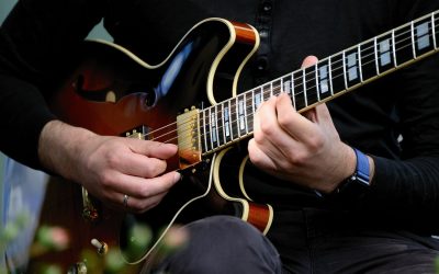 Declara improcedente el despido de un trabajador por tocar en un concierto de rock estando en situación de incapacidad temporal
